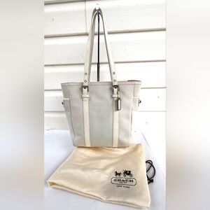 Y2K Coach White East West Gallery Tote!!!